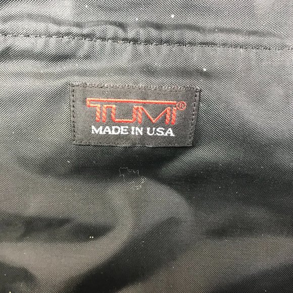 TUMI Messanger Bag Ballistic Nylon 16 X 12 X 7 - Picture 5 of 12